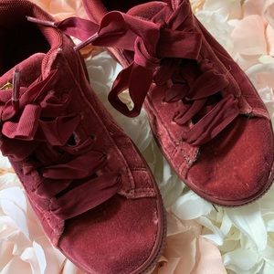 Cute girls puma sneakers